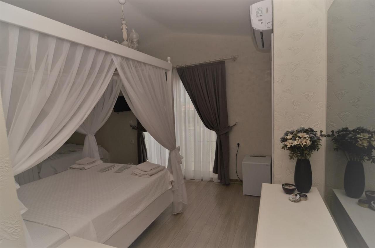 Alacati Eldoris Butik Hotel Exterior photo