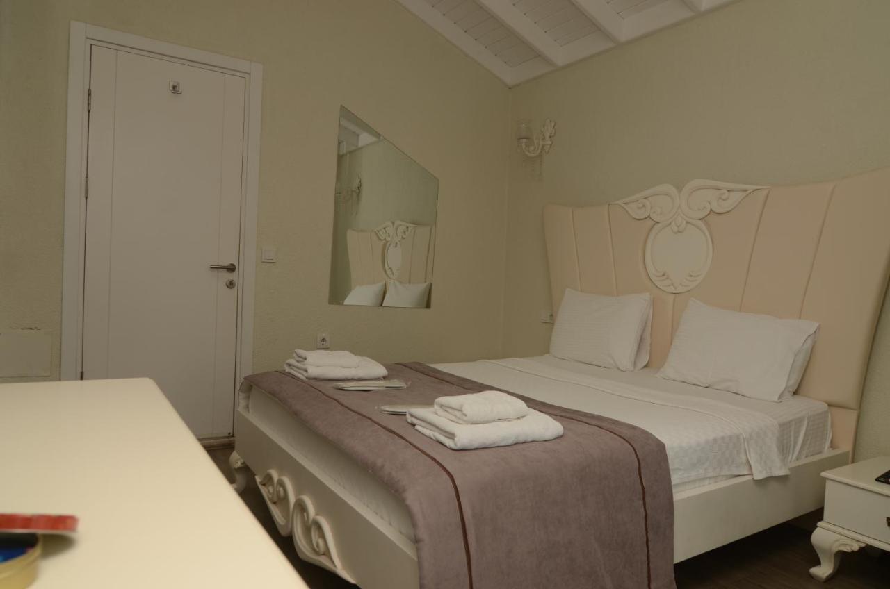 Alacati Eldoris Butik Hotel Exterior photo