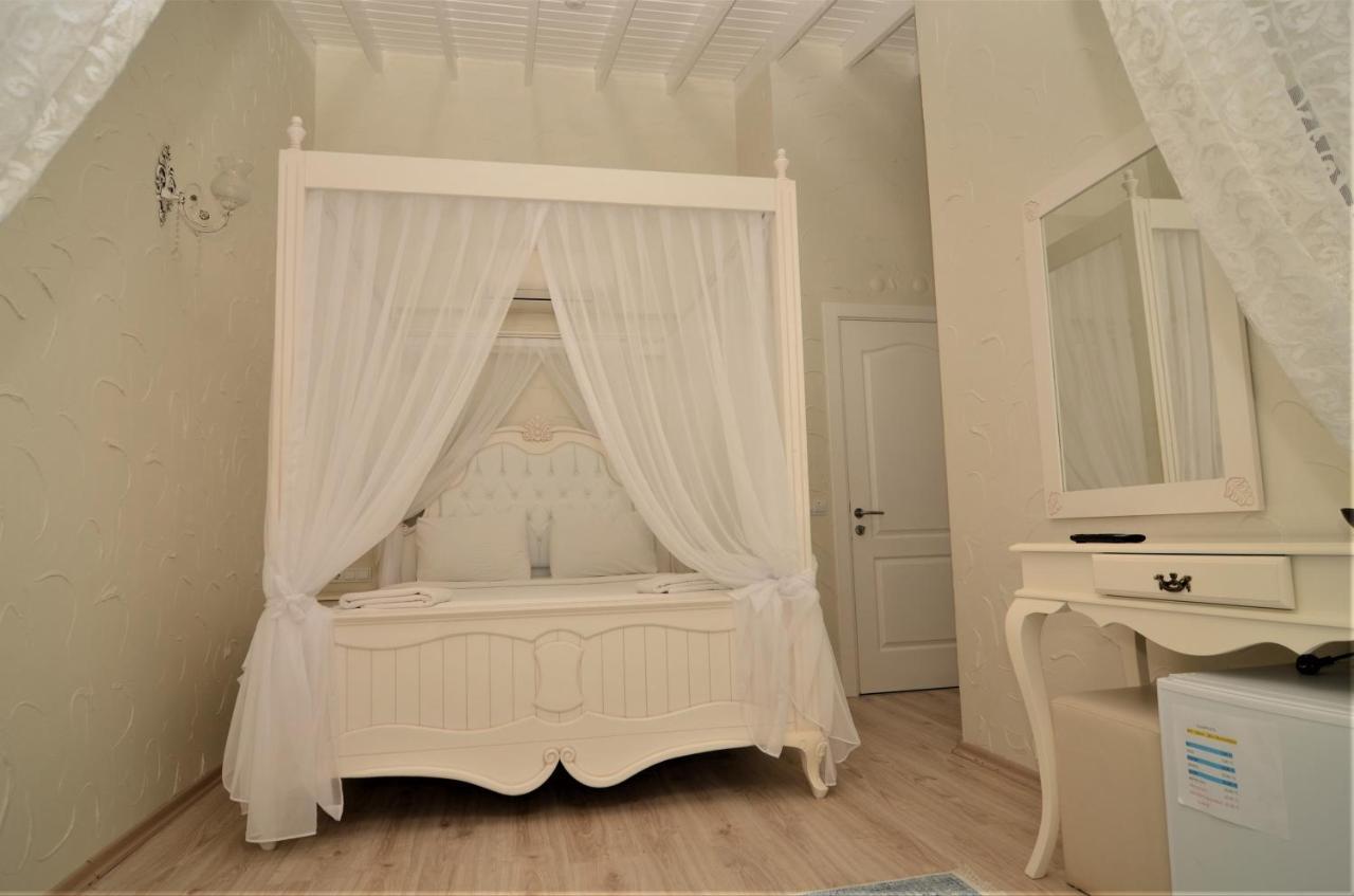Alacati Eldoris Butik Hotel Exterior photo
