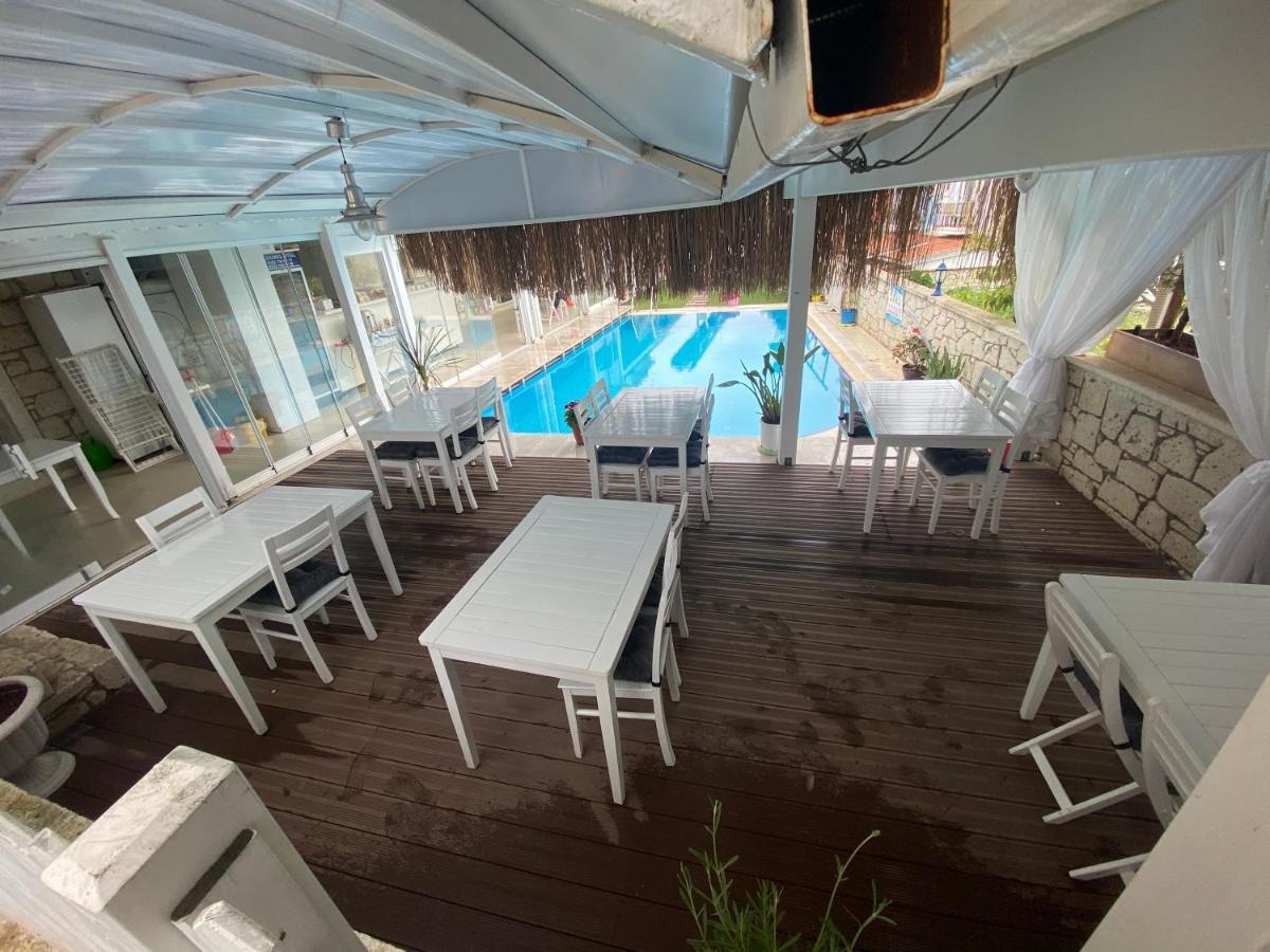 Alacati Eldoris Butik Hotel Exterior photo