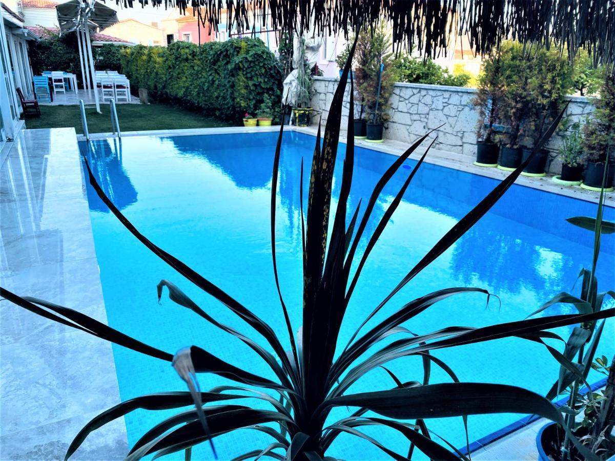 Alacati Eldoris Butik Hotel Exterior photo